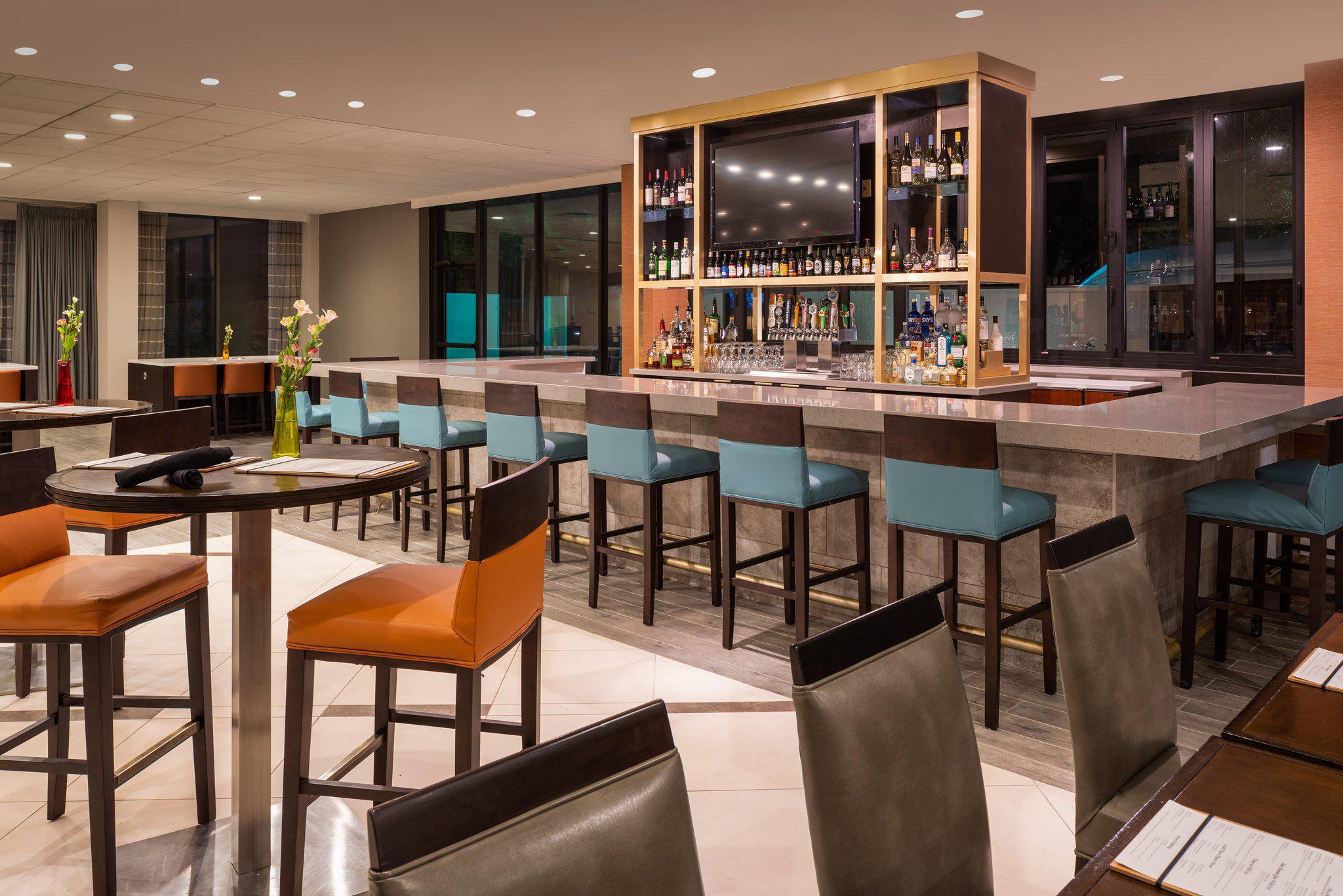 Sheraton Dallas Hotel By The Galleria Екстер'єр фото