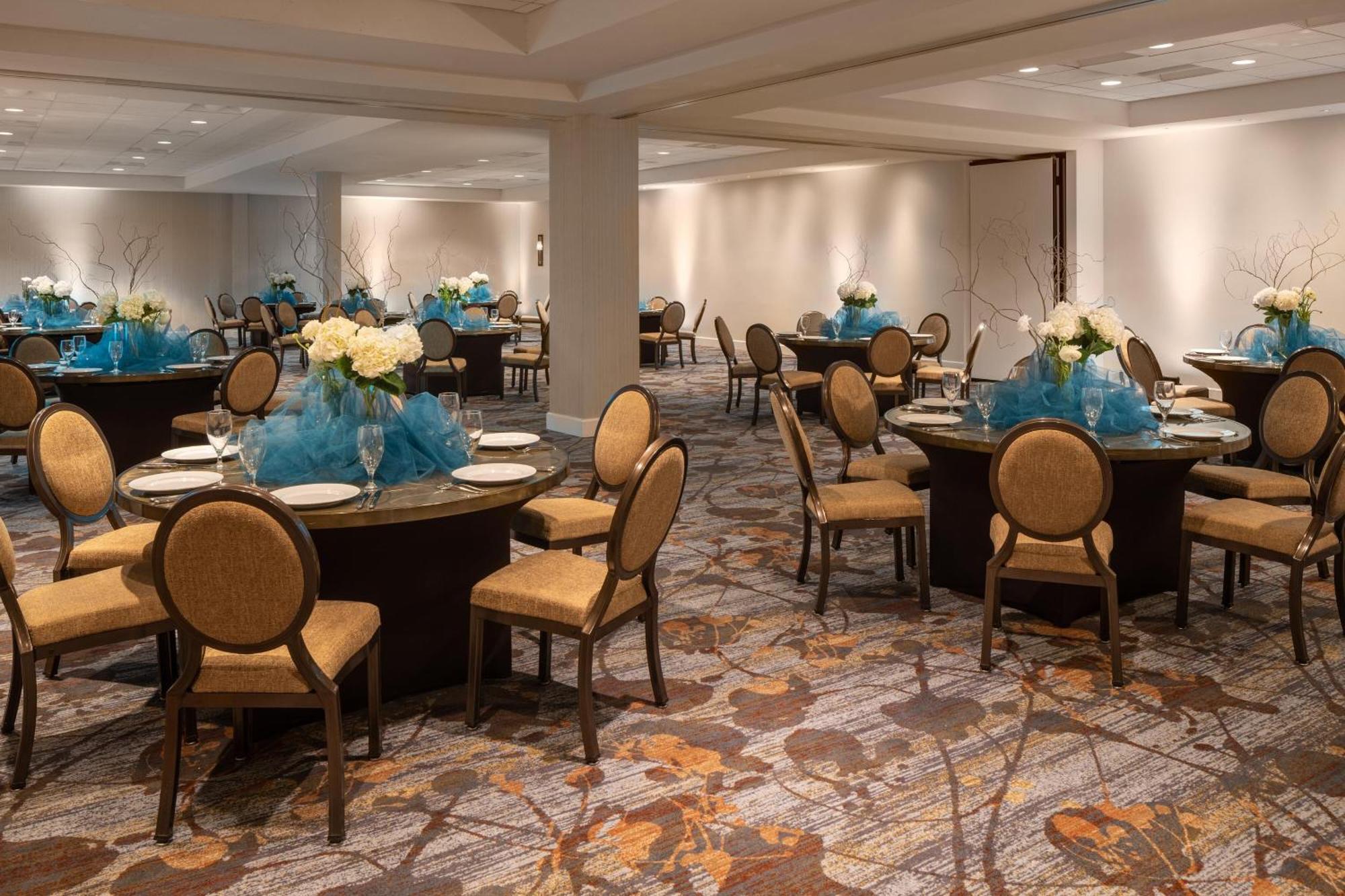Sheraton Dallas Hotel By The Galleria Екстер'єр фото